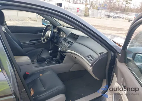 2010 Honda Accord 2.4 Ex z USA, uszkodzony, nr VIN 1HGCP2E78AA116201